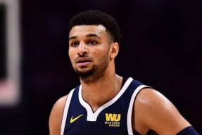 南宫娱乐-穆雷重要时刻领先优势明显，TL带队取胜！引发球迷热议(掘金穆雷个人资料)