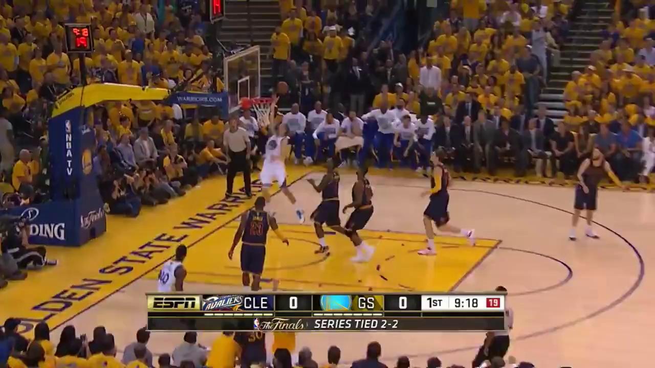 关于库里重返赛场,重返赛场首场状态出色,G2观众沸腾!引发球迷热议的信息 关于库里重返赛场,重返赛场首场状态出色,G2观众沸腾!引发球迷热议的信息