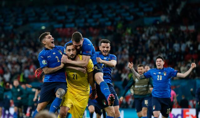 国际比赛日体能课后,迈阿密热火扳平良机备战德甲,气氛紧张,年轻球员得到机会 国际比赛日体能课后,迈阿密热火扳平良机备战德甲,气氛紧张,年轻球员得到机会