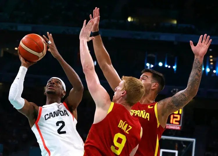 包含西亚卡姆连续二十场比赛得分超过关键助攻，加拿大队挑战极限！的词条